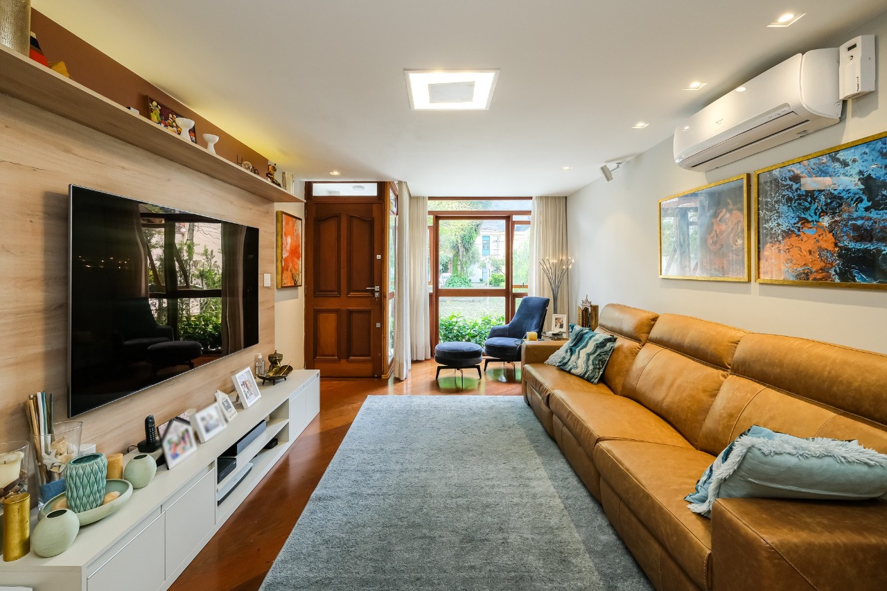Casa de Vila charmosa, maravilhosa e com 03 suítes à venda no Brooklin. – 8763