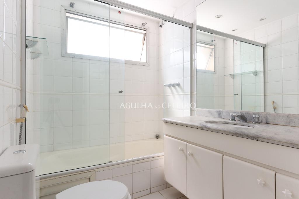 Venda/Jardim Paulista: Apartamento em ótima localização. – AP4968