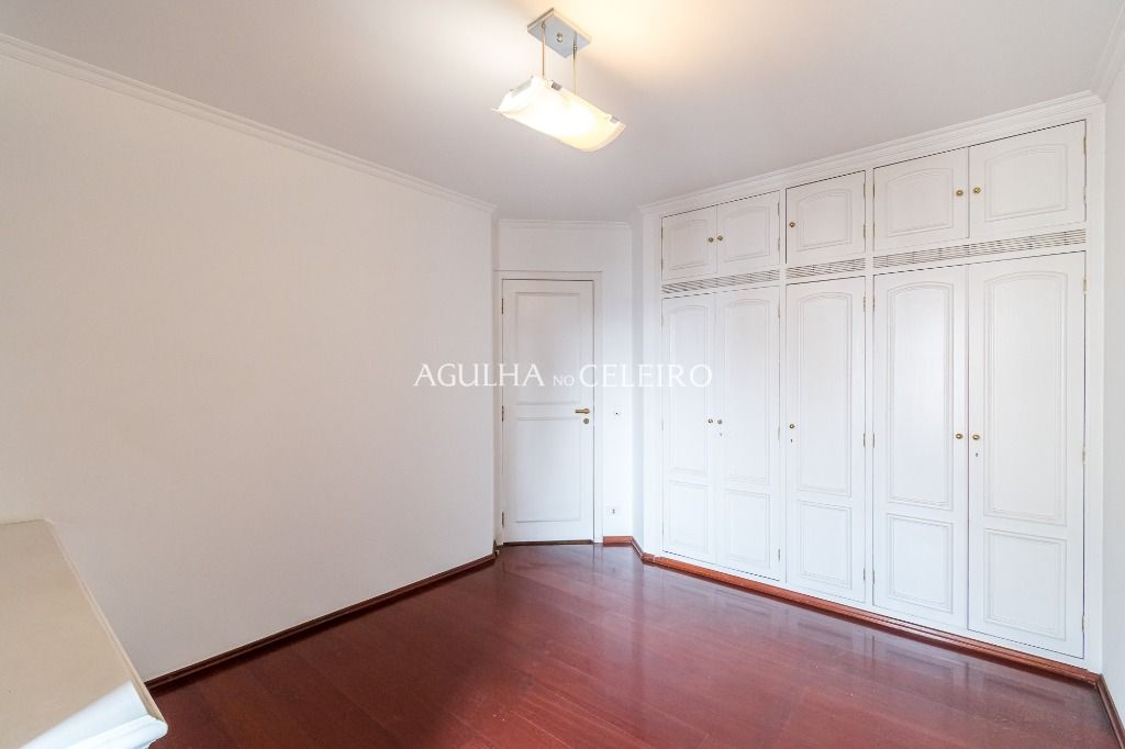 Venda/Campo Belo: Muito espaço para sua família! – AP5400