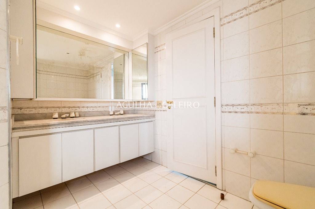 Venda/Campo Belo: Muito espaço para sua família! – AP5400