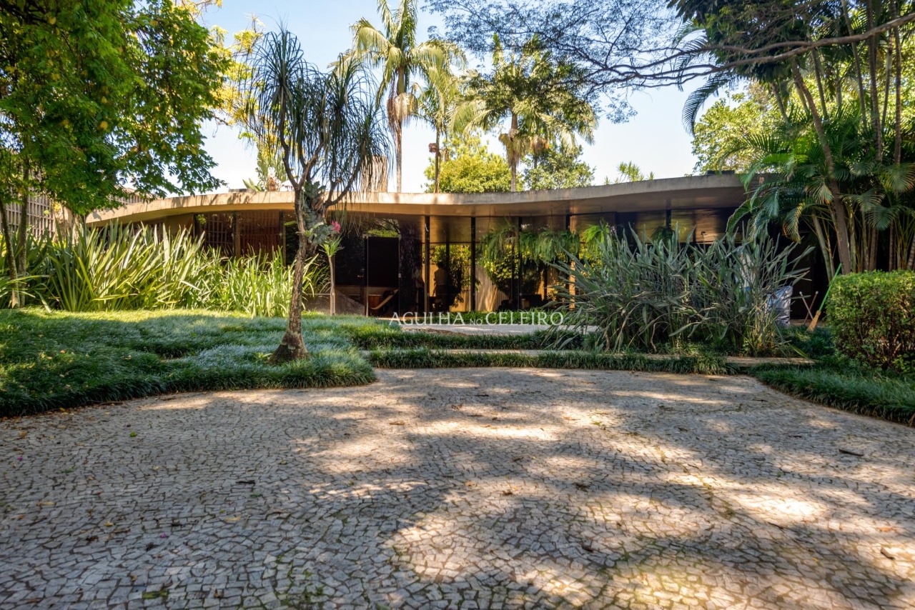 Venda/Alto de Pinheiros: A única residência de Oscar Niemeyer em SP – CA0144
