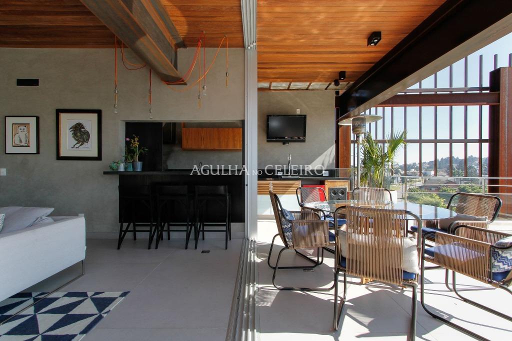 Venda/Aldeia da Serra: casa incrível com projeto premiado – CA0166