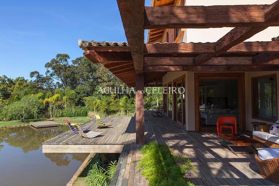 Venda/Terras de São José I: rústica e impecável – CA0744