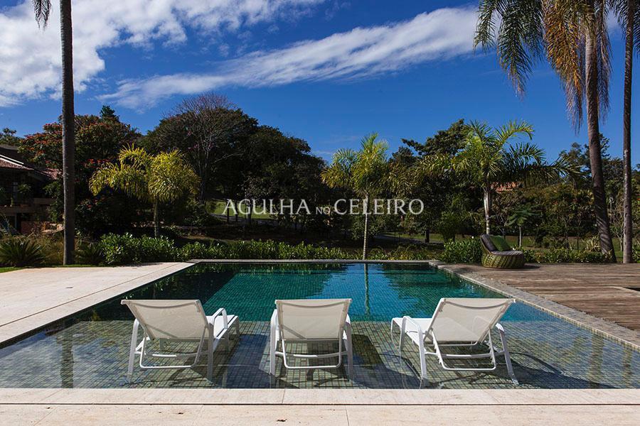 Venda/Terras de São José I: rústica e impecável – CA0744