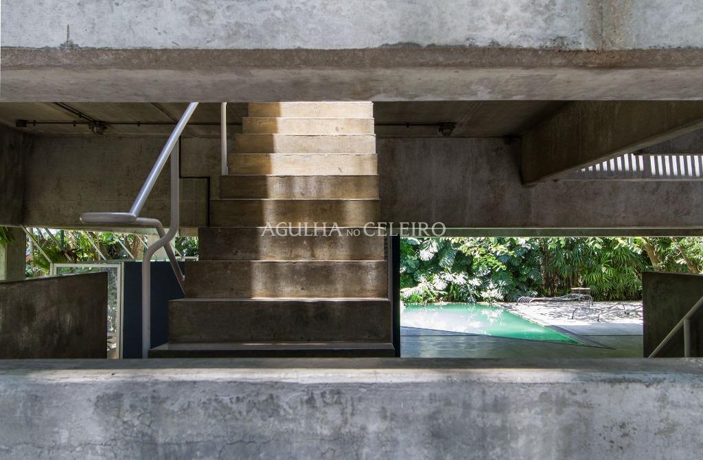 venda-alto-de-pinheiros-o-privilegio-de-morar-numa-obra-de-paulo-mendes-da-rocha-ca0235-14