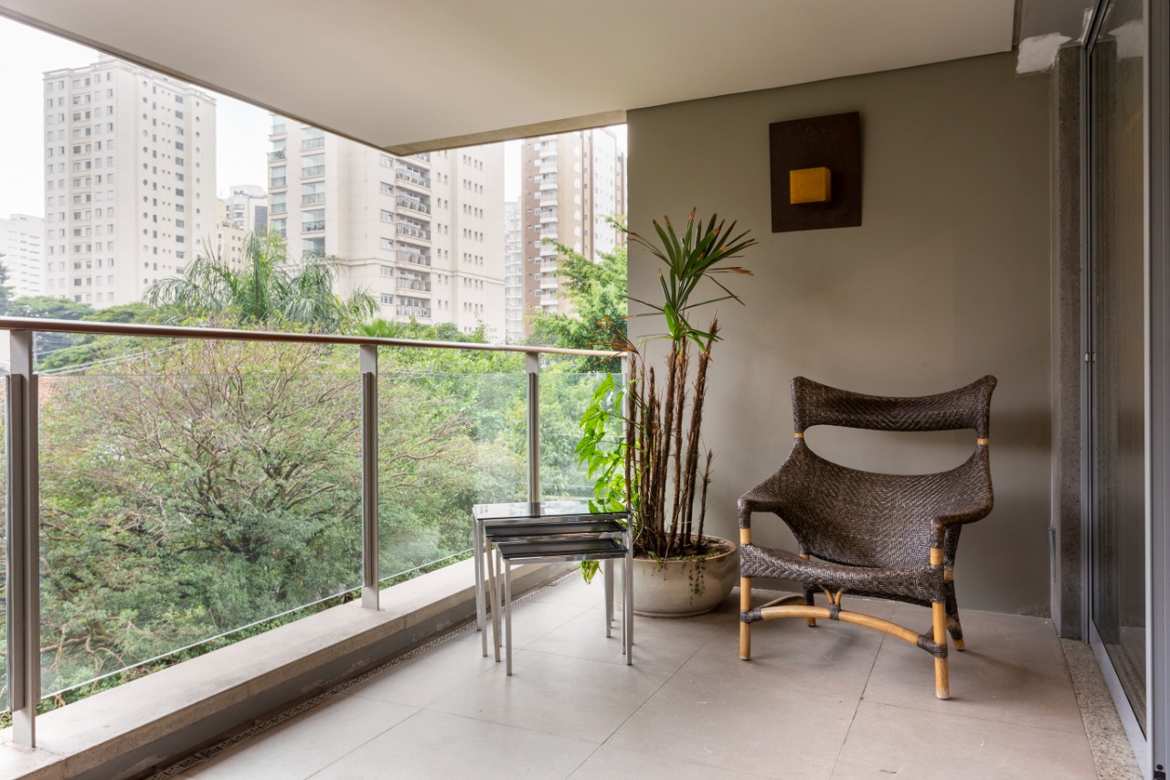 Venda/Vila Nova Conceição: Apartamento moderno próximo ao Parque Ibirapuera – 9366