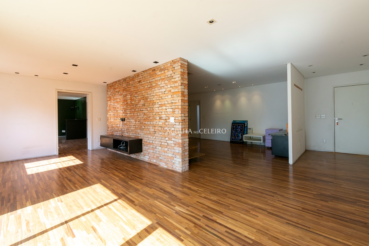 Duplex Maravilhoso à venda no Jardim Paulista – 9673