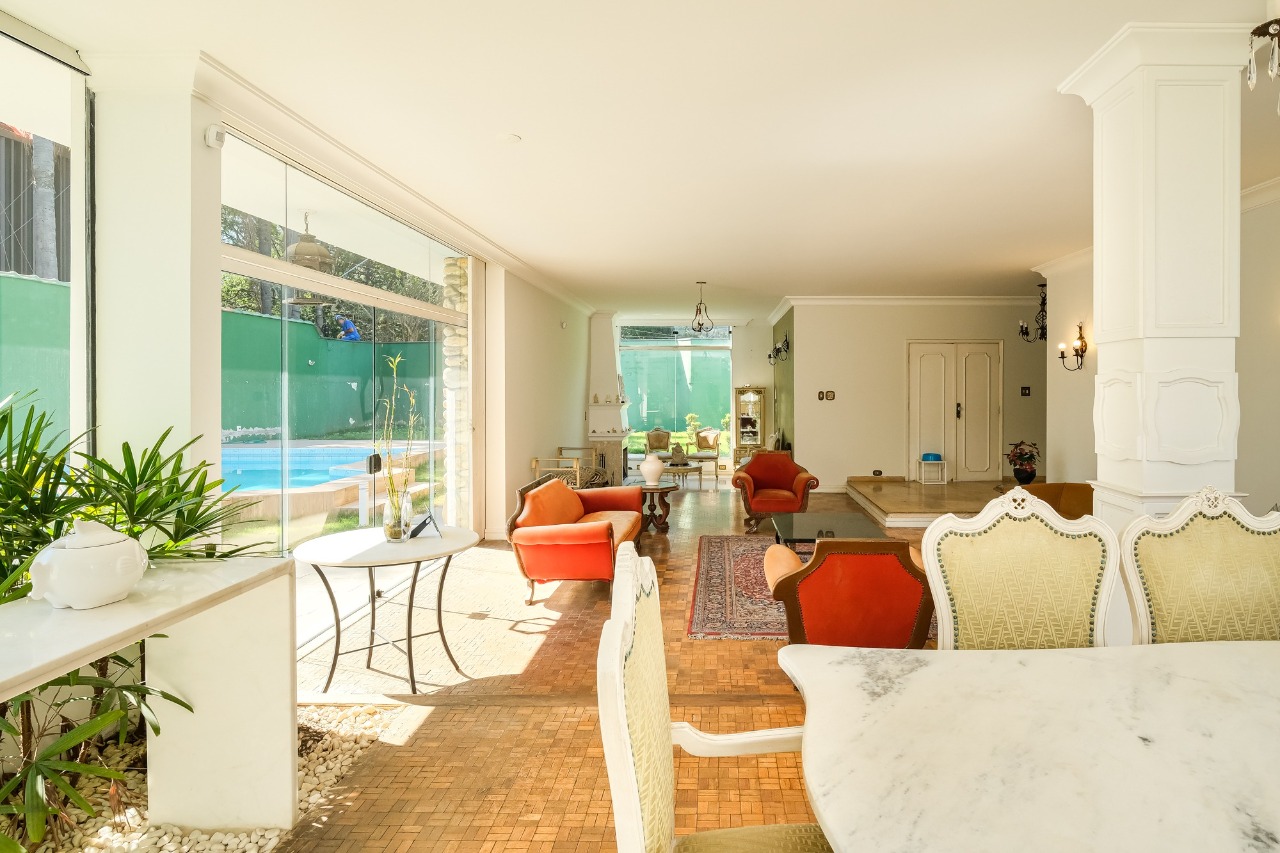 Casa com piscina à venda em Alto de Pinheiros – 9811