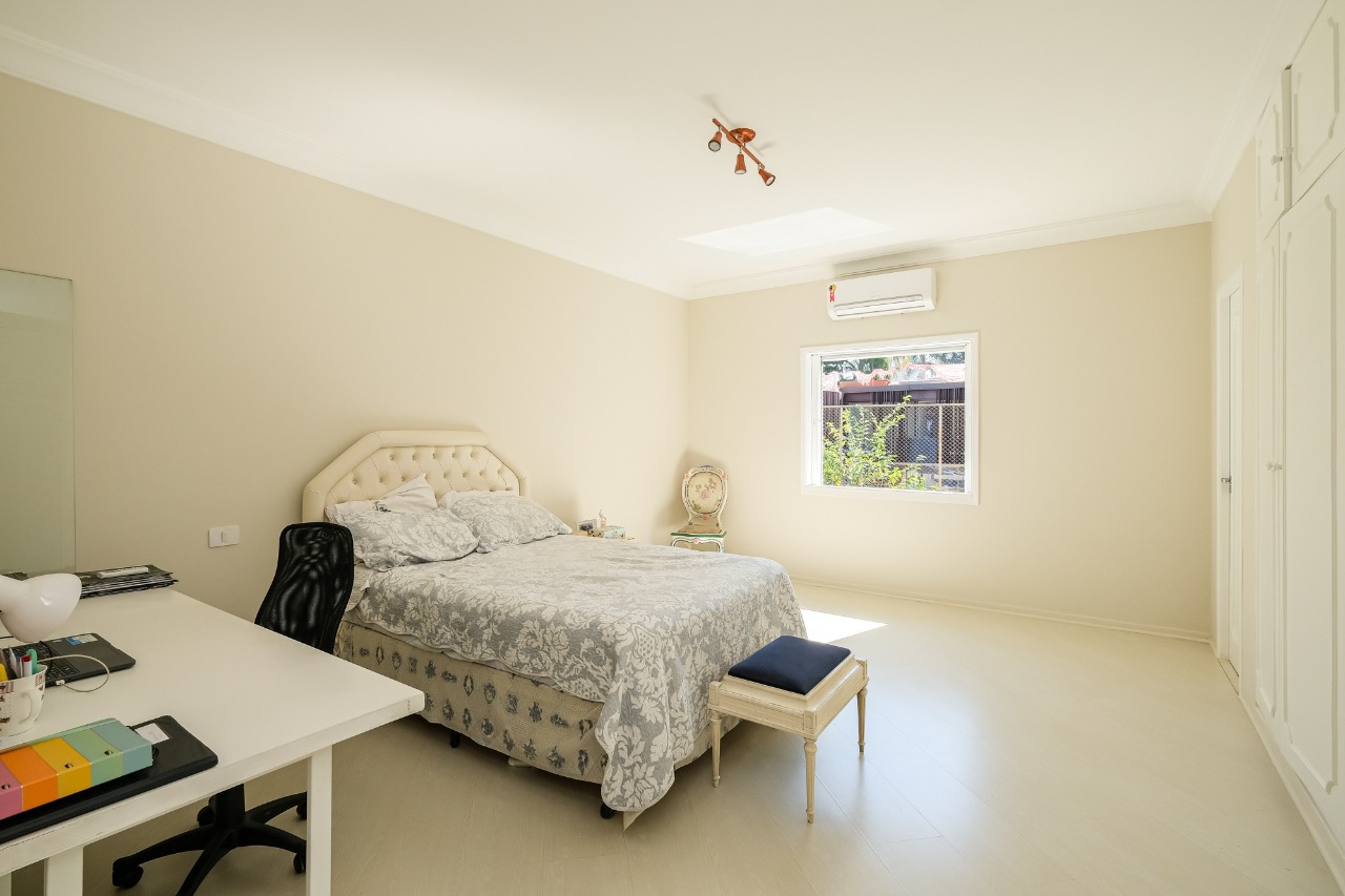 Casa com piscina à venda em Alto de Pinheiros – 9811