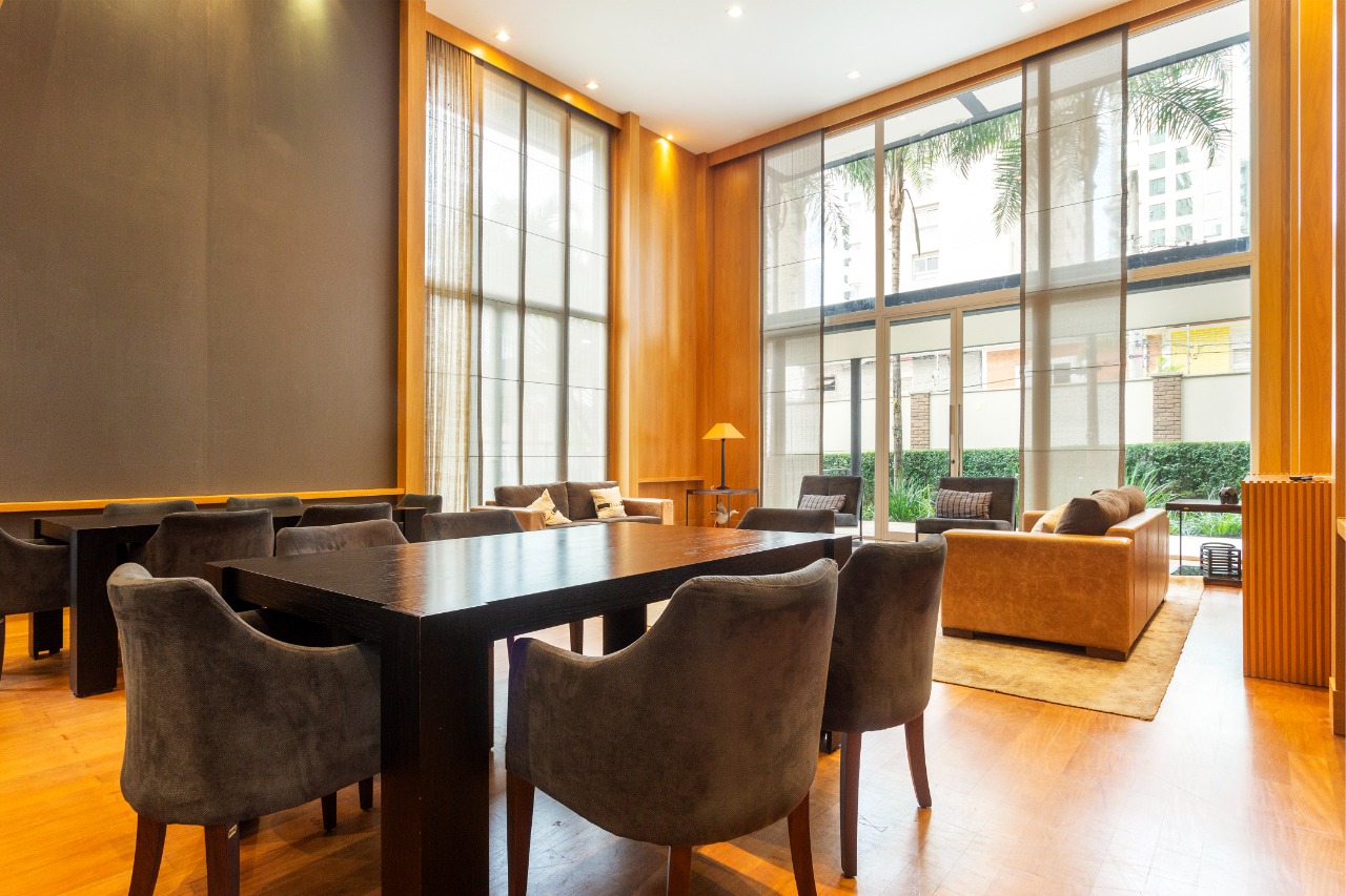Venda/Itaim Bibi: Apartamento super bacana, reformado em rua calma do Itaim! – 9138