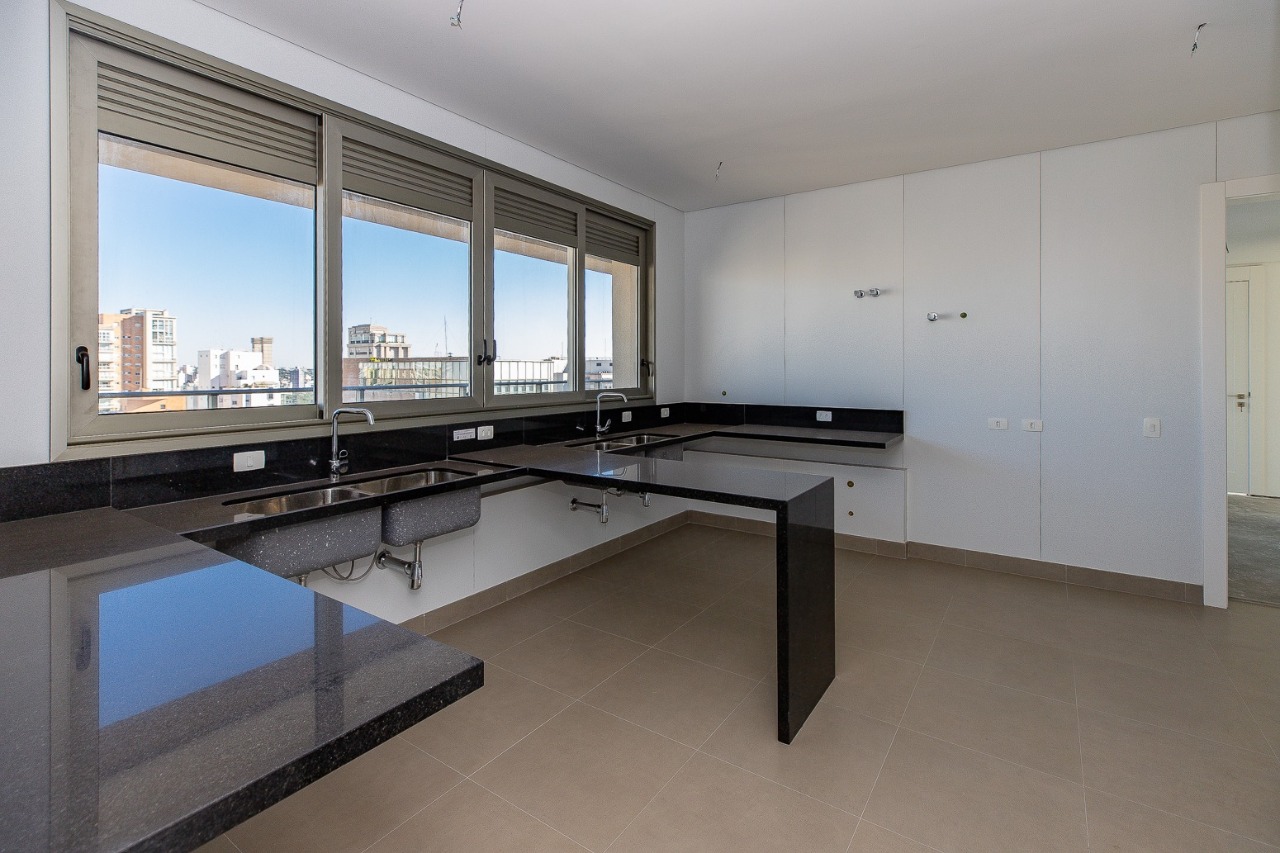 Venda/Ibirapuera: União entre elegância e conforto! – 9252