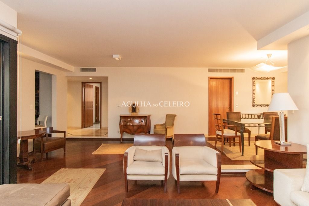 Apartamento à venda em Moema – AP6461