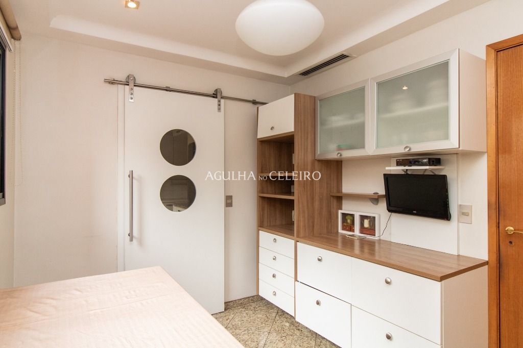 Apartamento à venda em Moema – AP6461