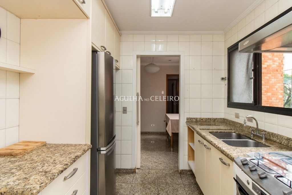 Apartamento à venda em Moema – AP6461