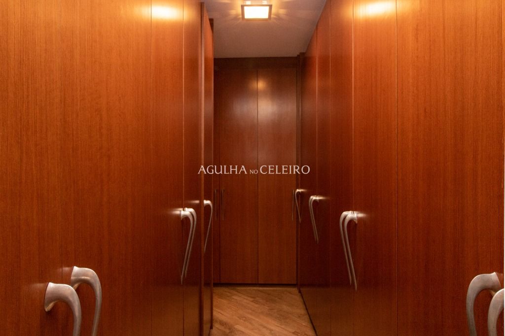 Apartamento à venda em Moema – AP6461