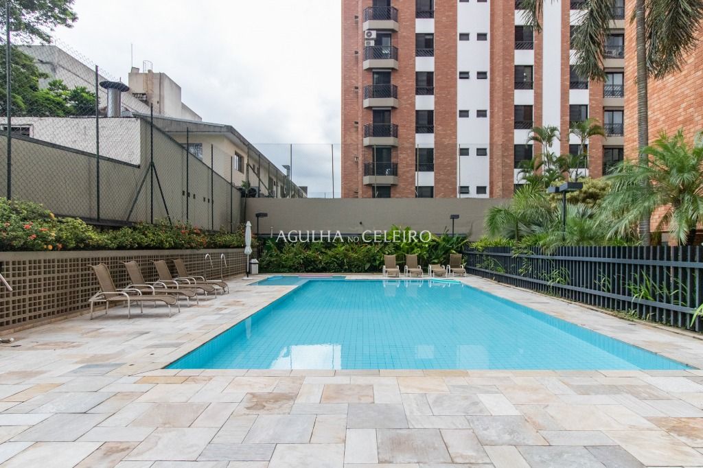 Apartamento à venda em Moema – AP6461