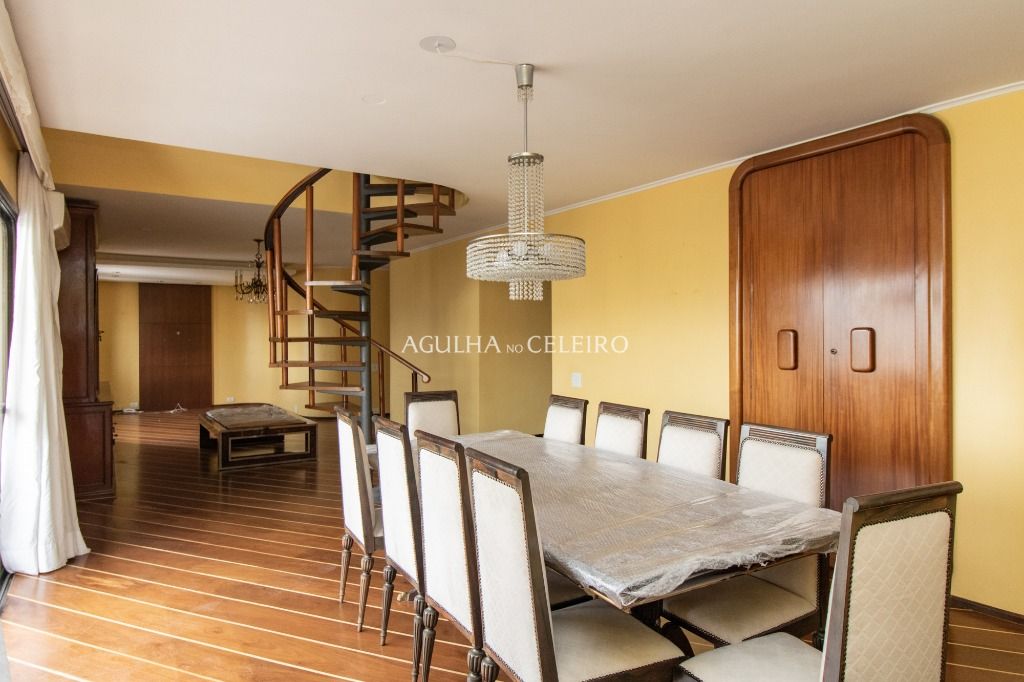 Venda/Moema: potencial incrível de transformação! – CO0876