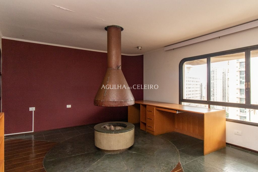 Venda/Moema: potencial incrível de transformação! – CO0876
