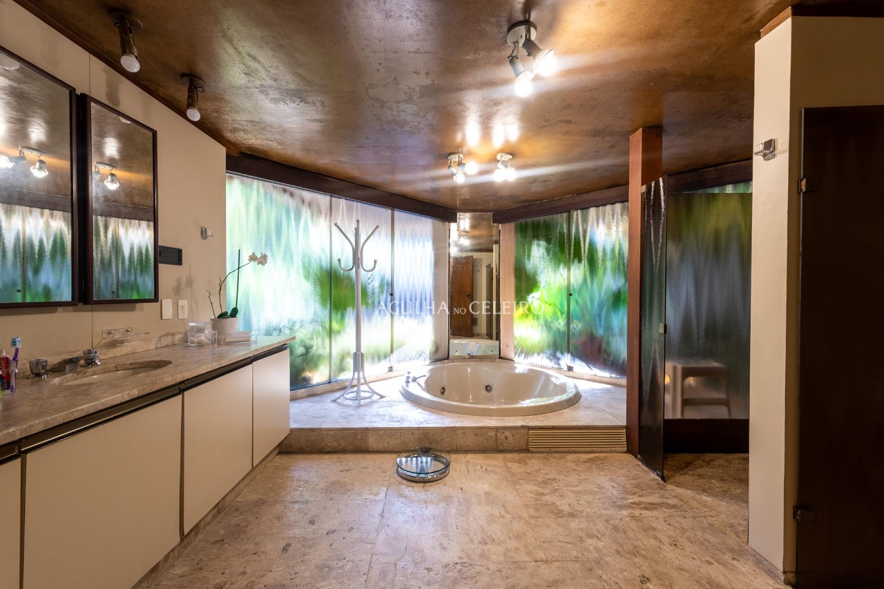 Venda/Jardim América: Puro charme com muito conforto projeto de Ricardo Julião. – 9239