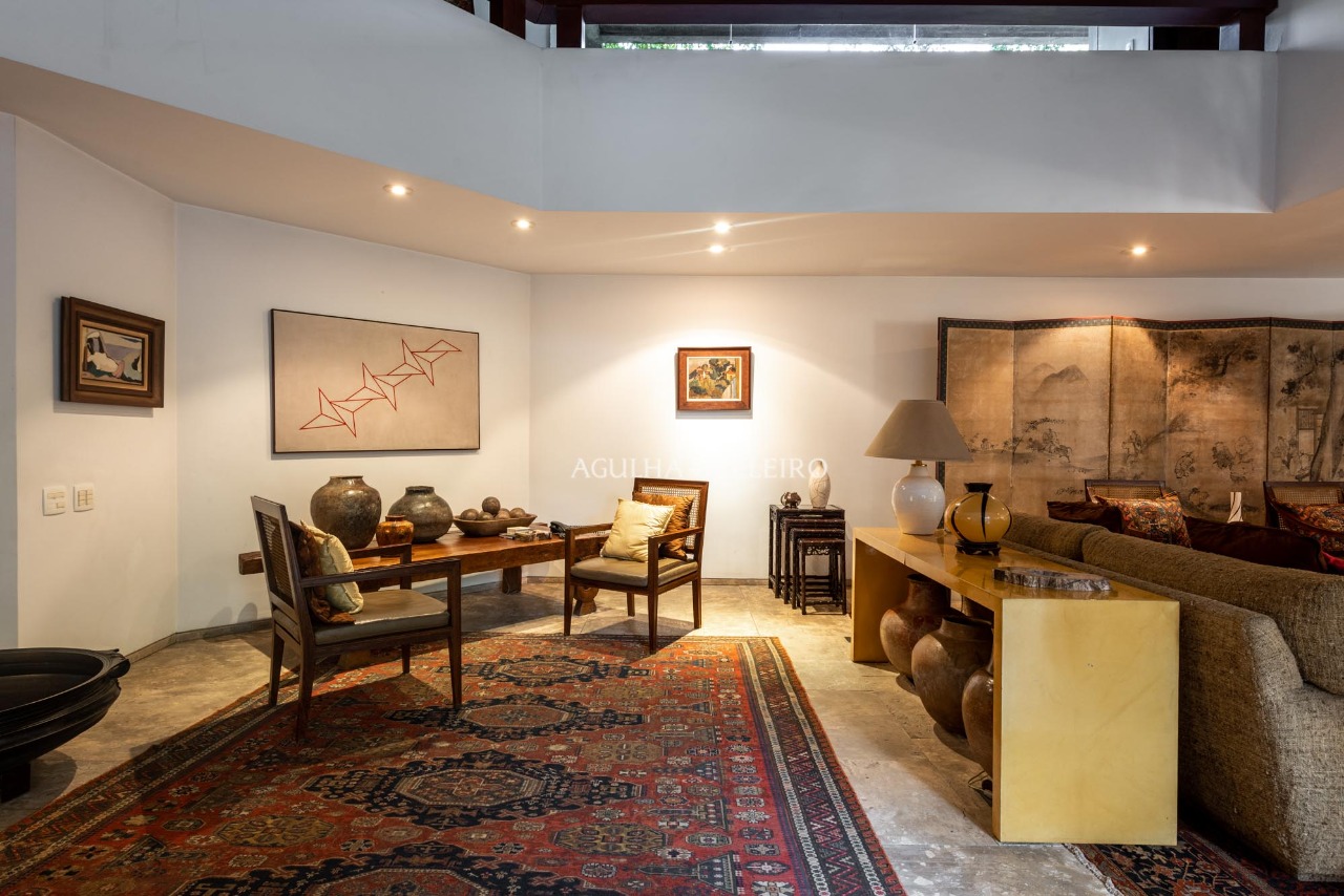 Venda/Jardim América: Puro charme com muito conforto projeto de Ricardo Julião. – 9239