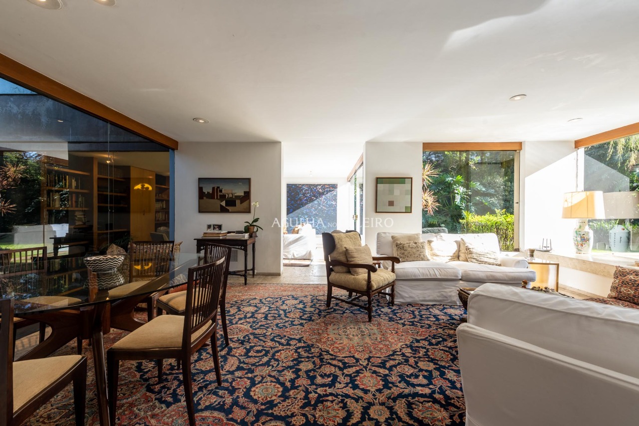 Venda/Jardim América: Puro charme com muito conforto projeto de Ricardo Julião. – 9239