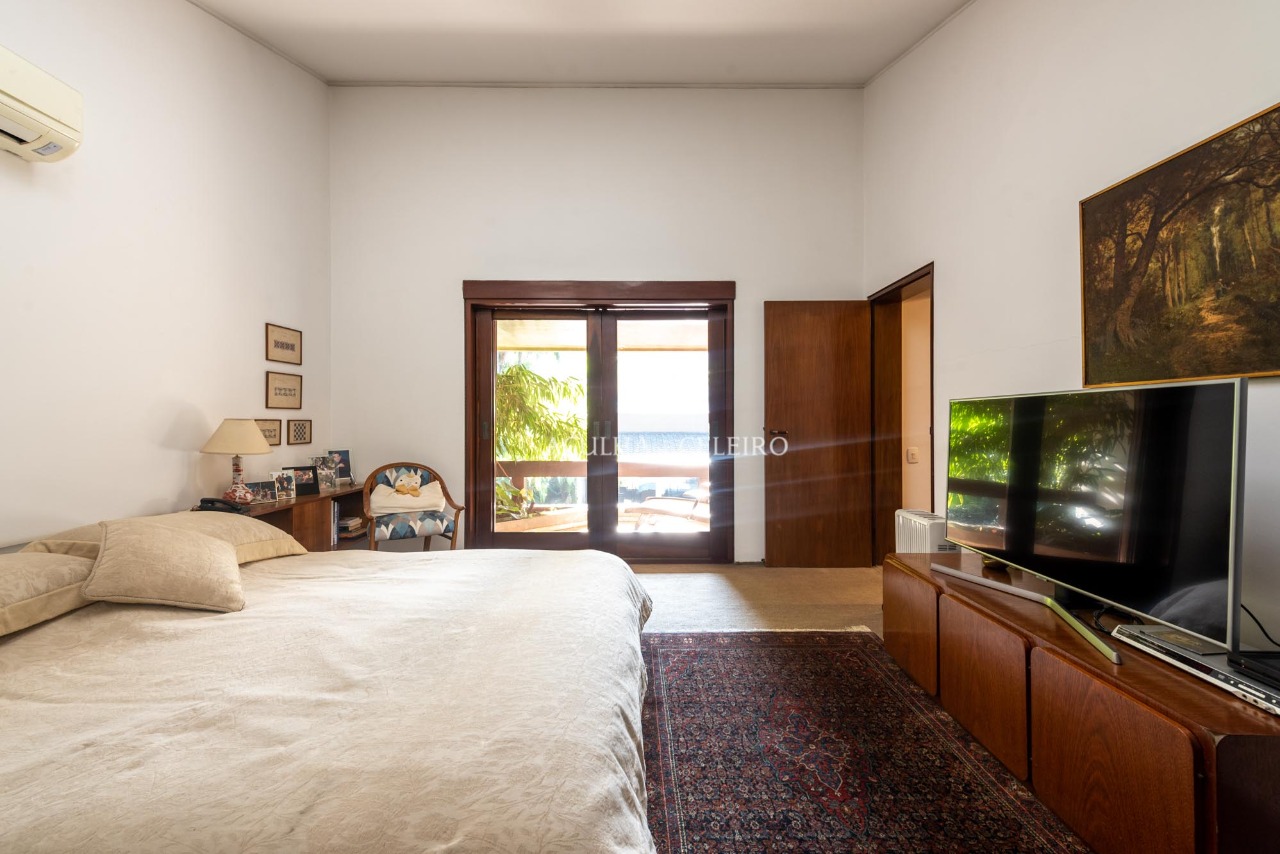 Venda/Jardim América: Puro charme com muito conforto projeto de Ricardo Julião. – 9239