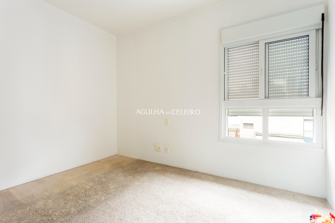 Apartamento com varanda no Jardim Paulista à venda – 9708