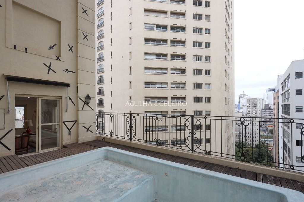 Venda/Jardim América: Para juntar o moderno ao clássico – AP5718