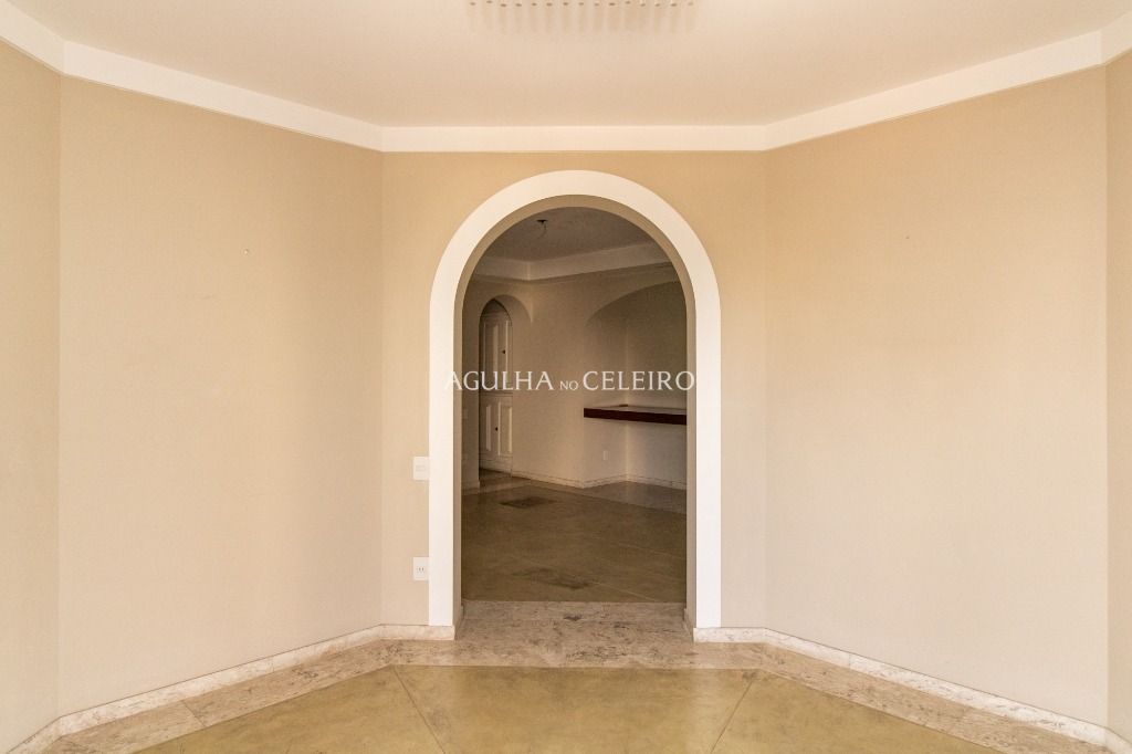 Venda/Jardim Paulista: Tamanho familiar – AP8043