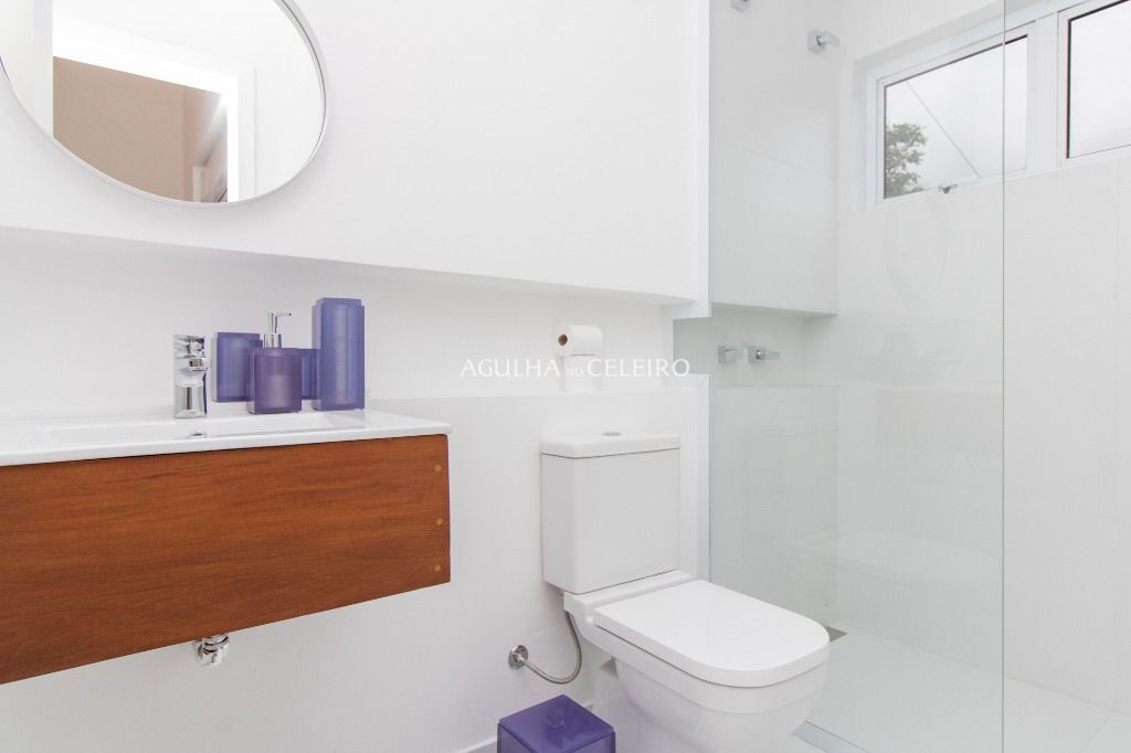 Venda/Vila Nova Conceição: Casa deliciosa acabada de reformar. – CA0995