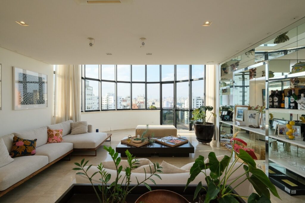 Cobertura com piscina e vista maravilhosa na Vila Nova Conceição – 10091