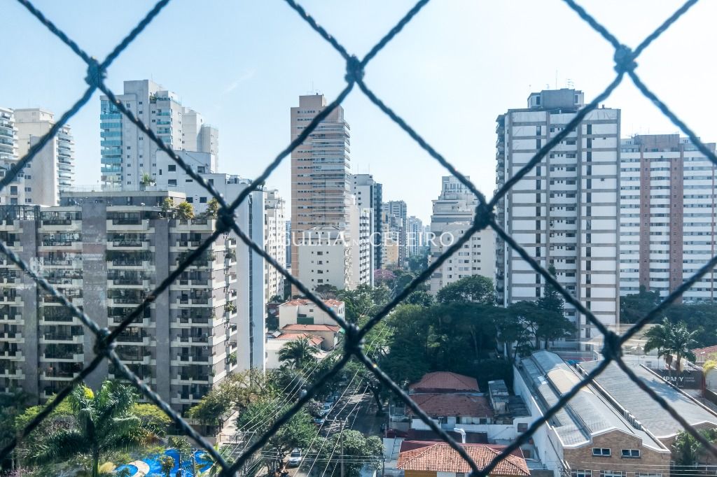 Apartamento encantador à venda em Moema. – AP7639