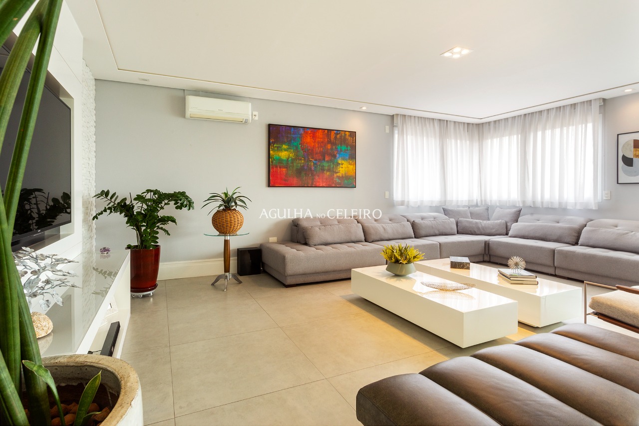 Planta excelente em prédio com lazer completo com quadra de tênis! – 10044