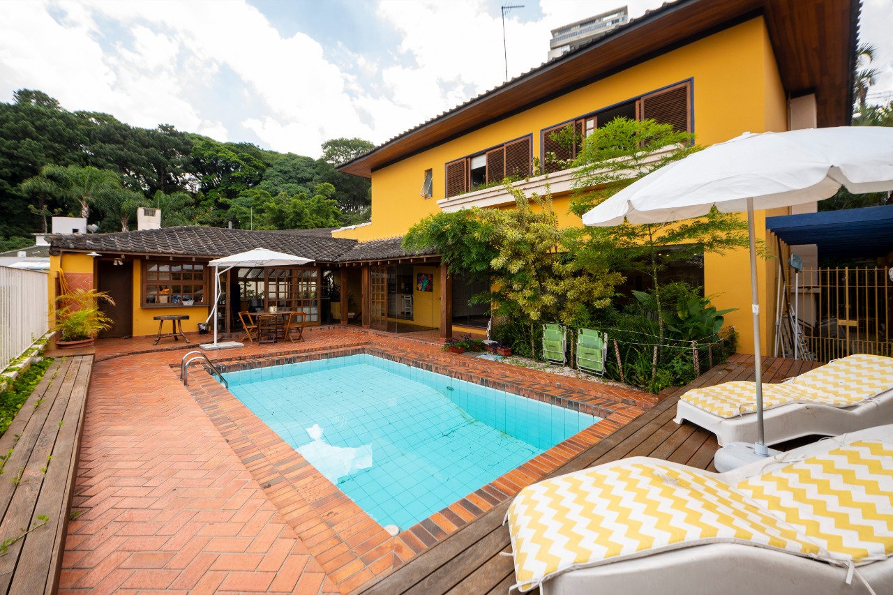 Uma casa clássica e intimista à venda em Pinheiros com planta de 436m² – 12617 - DSC_5247