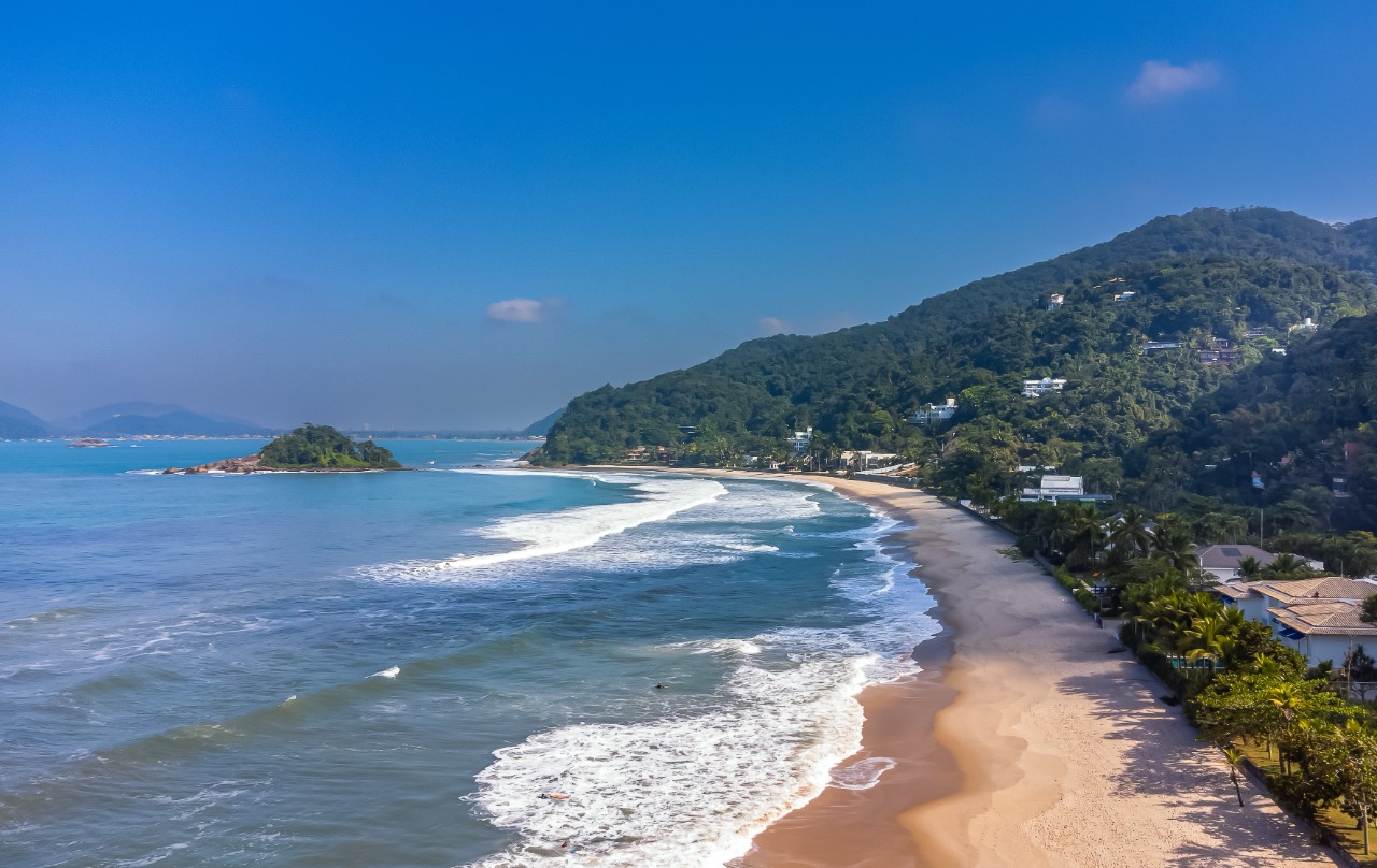Casa de praia lindíssima, cercada pela Mata Atlântica na Praia de São Pedro. – 13195 - Alta Resolução102