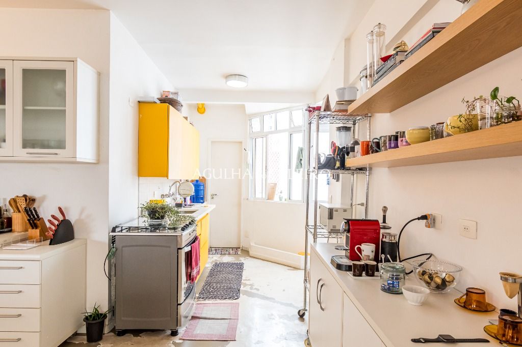 Apartamento com andar alto e vista incrível no Jardim América. – AP3389