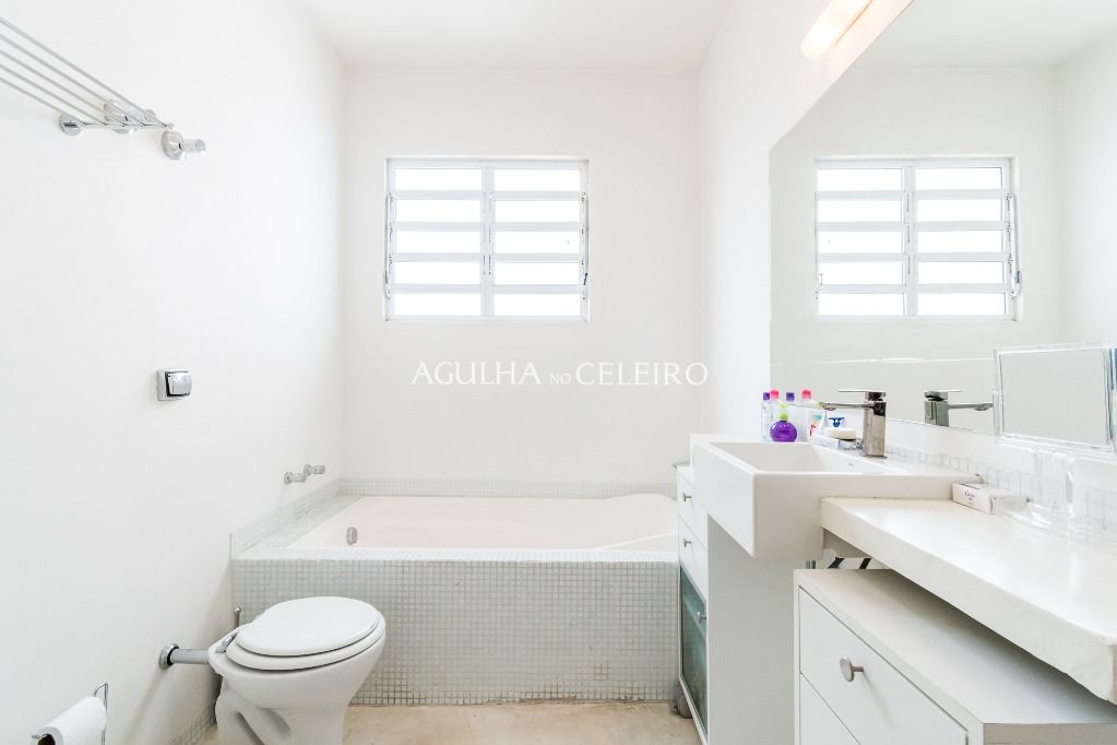 Apartamento com andar alto e vista incrível no Jardim América. – AP3389