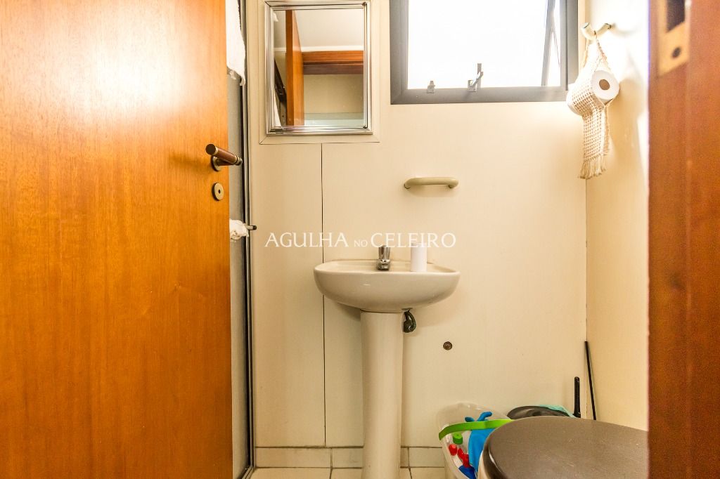 Venda/Moema: 04 suítes no melhor de Moema Pássaros! – AP7001