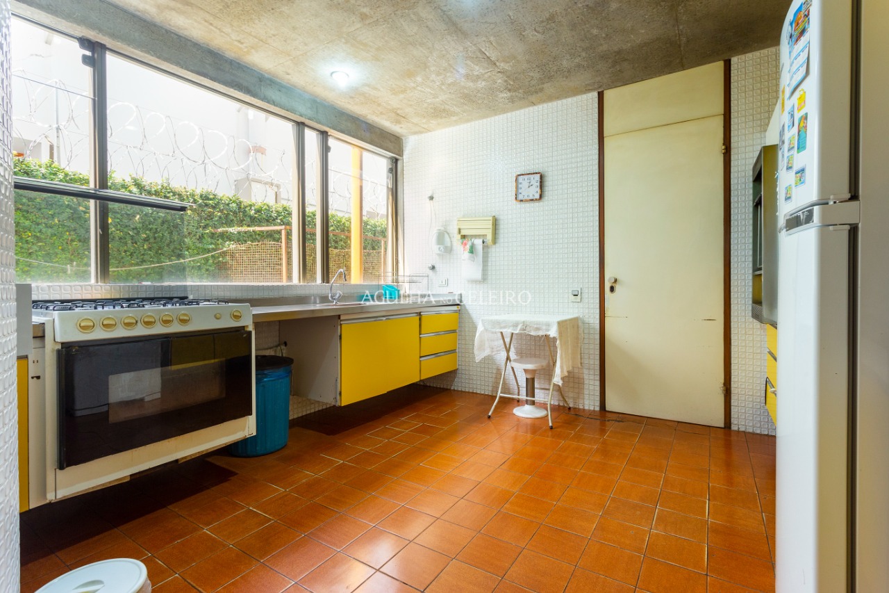 Casa com muito verde assinada por Sidônio Porto à venda no Alto de Pinheiros – 12922 - _MG_5743