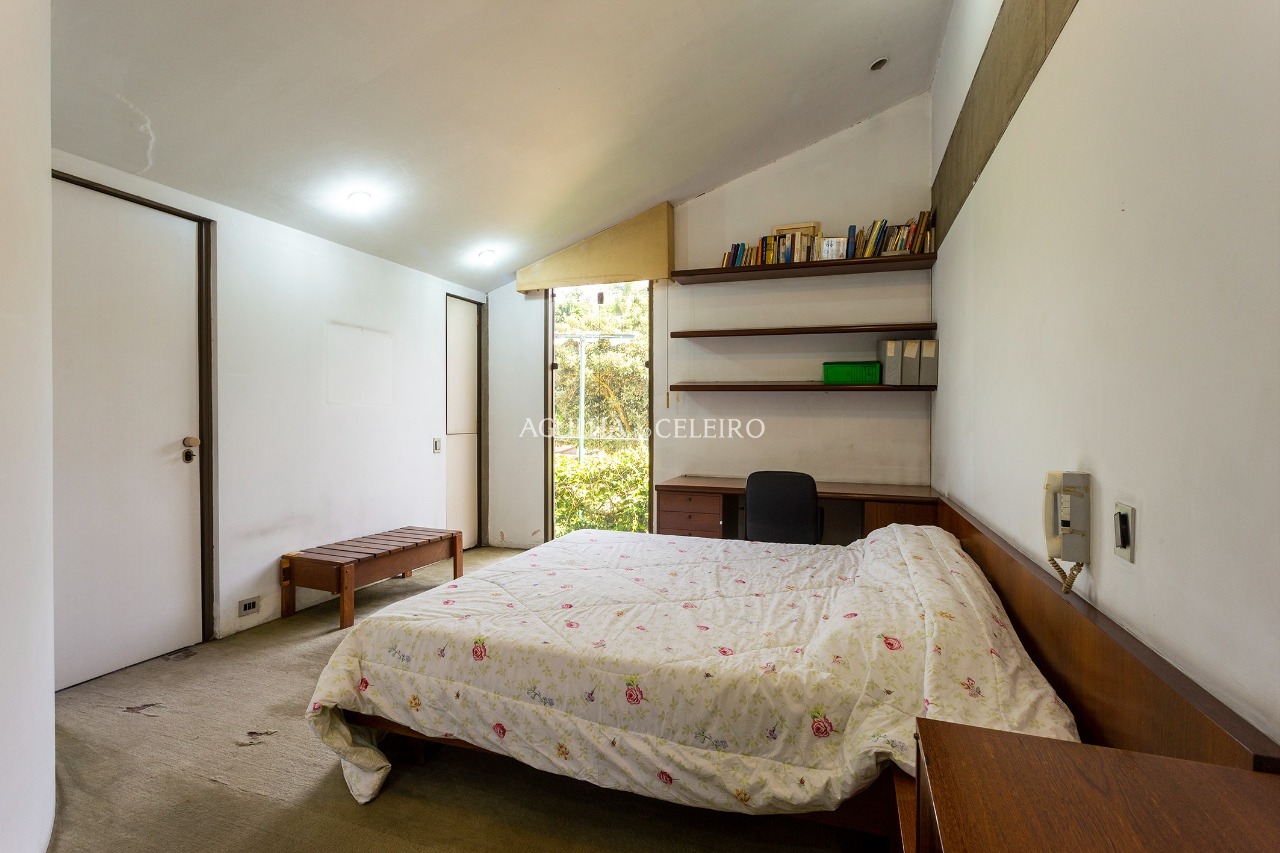 Casa com muito verde assinada por Sidônio Porto à venda no Alto de Pinheiros – 12922 - _MG_5857