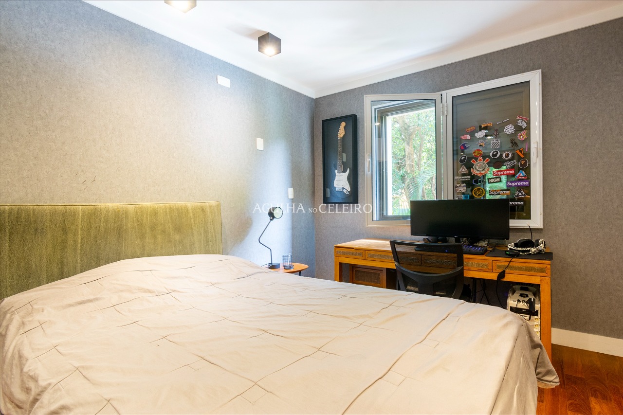 Apê com “cara” de casa e vista para copa das árvores à venda na Vila Madalena – 13179 - DSC_3309