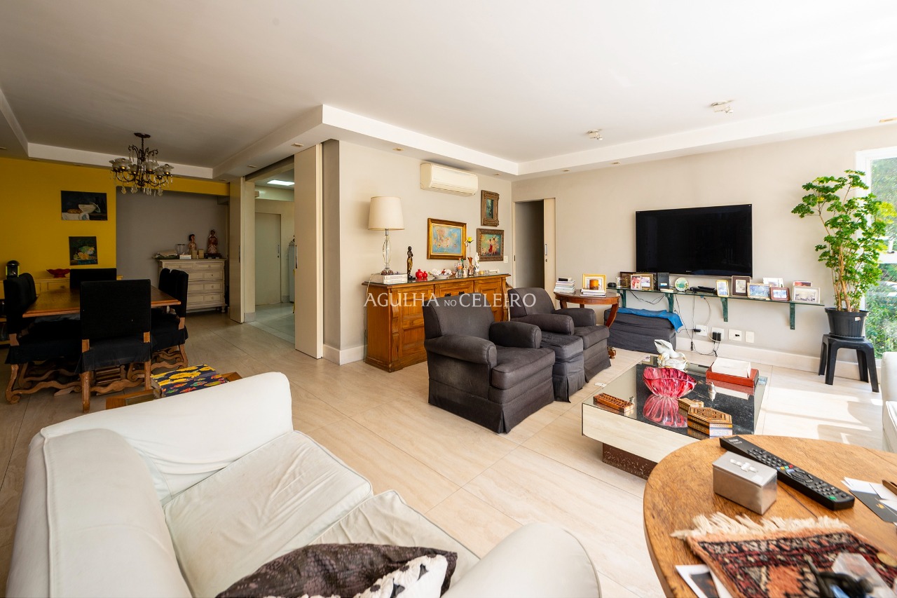 Apartamento com vista para copa da árvores na face norte à venda no Jardim Europa – 13358 - DSC_3284