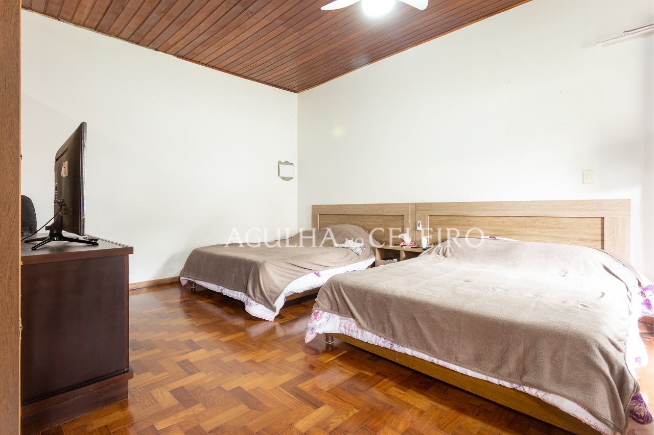 Venda/Moema: No coração do bairro ampla casa com muito conforto ! – 9588 - _MG_6167
