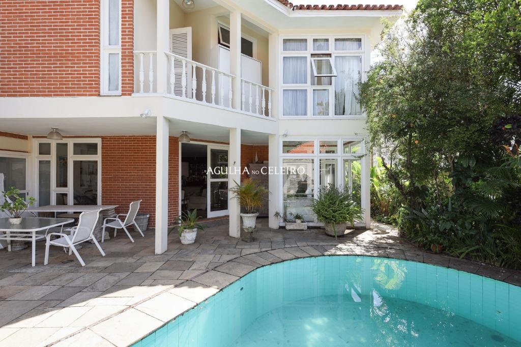 Venda/Pinheiros: Casa ampla e aconchegante! – CA0940