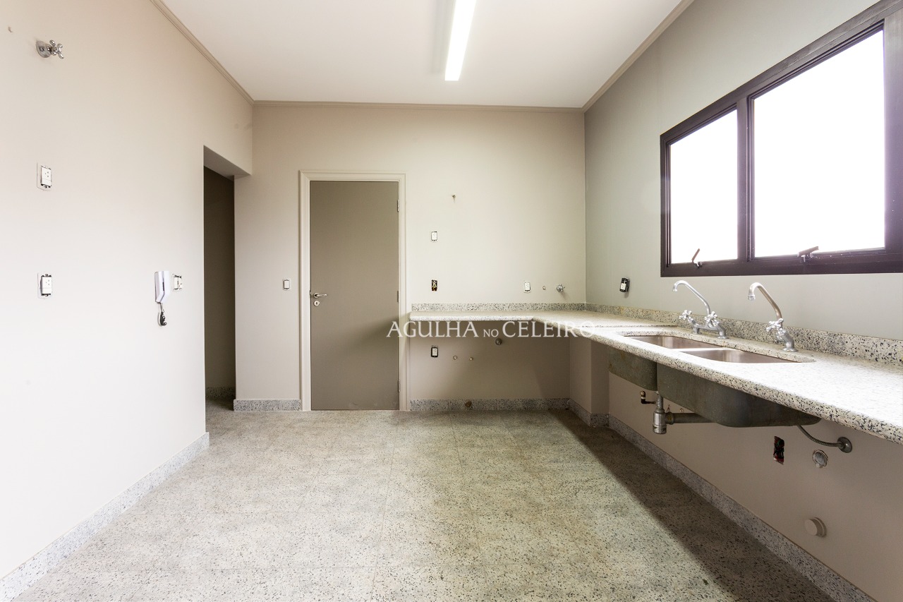 Venda/Campo Belo: Esperando o seu decorador! – CO0840