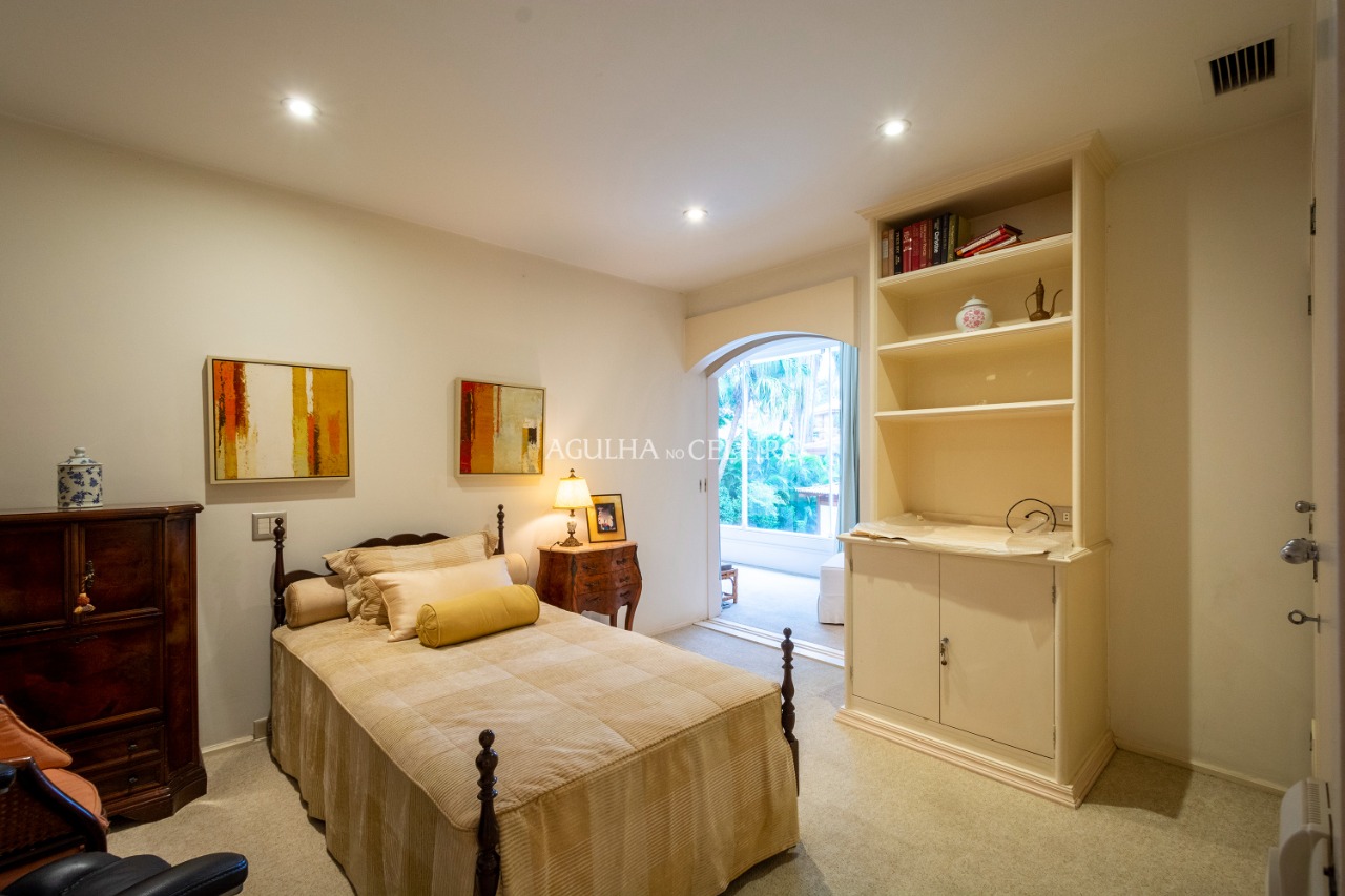 Casa exuberante na parte plano do bairro! – 13450 - DSC_1959