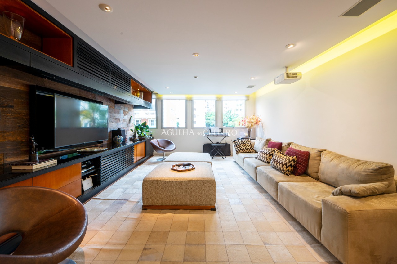 Apartamento reformado a meia quadra do Paulistano. – 13488 - DSC_4406