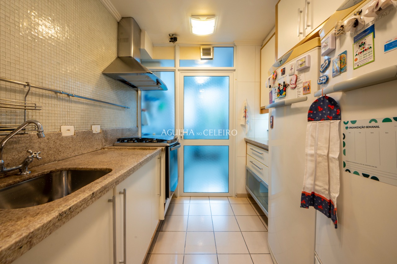 Apartamento reformado a meia quadra do Paulistano. – 13488 - DSC_4446