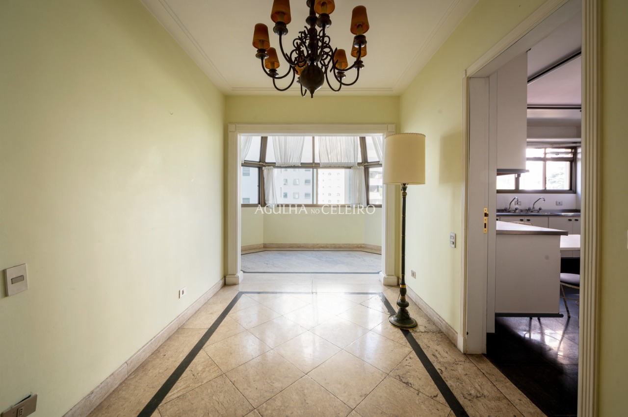 Condomínio elegante neo-clássico, com todo conforto e segurança no Jardim Paulista. – 13708