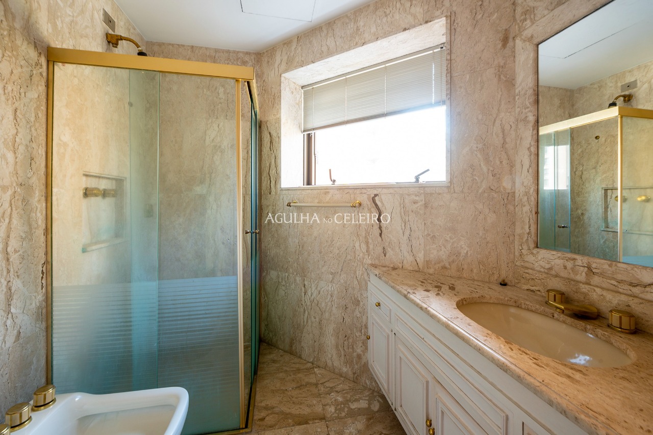 Condomínio elegante neo-clássico, com todo conforto e segurança no Jardim Paulista. – 13708